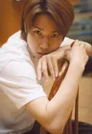 Kosuke Kuwano (Mr. Fox) / Kneecap / Sitting / Costume white / Hands crossed / Backrest / Body facing right / Camera eye / Stage 「 Pale Fairy and Pinocchio 」 Bromide