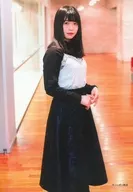 Neru Nagahama / Above-the-knee / Costume black / white / Facing right / Matching both hands / [20180302 update] / Keyakizaka46, this is Yurakucho Starsky Broadcasting Station Konpurin Bromide.