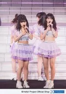 Morning Musume.' 17 / Yuki Sato, Marina Makino / Live Photo, Whole body / Morning Musume.' 17 Official photo 『 "Morning Musume. 20th Anniversary Concert Tour 2017 Autumn ~ We are MORNING MUSUME. ~ Haruka Kudo Graduation Special" Live Version Part 8 』.