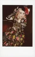 BlackGeneFortheNextScene/Rame/膝上·坐着·服装黑·红·绿·双手合十/生Cheki