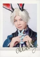 6 : Uehito Ki (Satsuki Aoi) / RAE (estampado en caliente de oro with signature) / "2.5 Dimensional Dance Live 『 Tsukita. 』 Stage, Chapter 5, 『 Rabbits Kingdom 』" Polaroid photo card