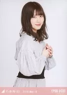 Junna Ito / Upper-Body Striped Shirt / Nogizaka46 2018. May-II Venue Limited Random Official photo