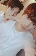 The Boyz/JUHAKNYEON(チュハンニョン)·HWALL/服装白色·背景米色/封入特典(Live Ver.)照片卡
