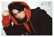 Super Express / Yusuke / Horizontal / Bust up / Costume black and red / Hooded / Left-facing / Right-lifting / Official photo Vol. 58