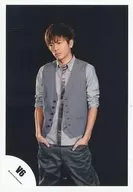 V6 / Tsuyoshi Morita / Above-the-knee ・ Costume gray ・ Both hand pockets ・ Eye-point left ・ Background black / Official Official photo