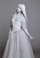 Aldious/Re : NO / Kneecap / Monochrome / Body facing left / CD 「 Female Warrior 」 Special Bromide