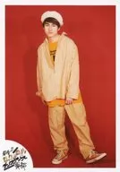 DISH// / Daichi Izumi / Whole body / Costume orange / Stripe pattern / Hat / Both hands down / Background red / 「 drama Spring! Rock and roll dance / Dance revolution 」 Official photo June version.