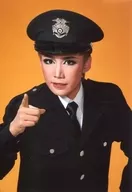 寶冢歌劇團(周一組)/紫門百合屋/上半身·背景黃色/周一組東京高中國際四拉姆大廳C公演「ON THE TOWN(ON THE TOWN)」鋼鐵照片