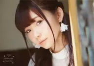 諏訪ななか/横型・顔アップ・衣装白・首かしげ/「すわわ in PUROLAND Halloween magic ＆ Anniversary Symphony」ブロマイド