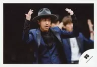 V6 / Takeshi Morita / Horizontal ・ Bust up ・ Costume ・ Blue black ・ Cap ・ Two hand Pa ・ Above ・ Eyes Right ・ People in the background / Official Official photo