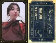 TWICE/ナヨン/上半身・衣装赤・チェック柄・口すぼめ/CD「The year of Yes」封入特典フォトカード