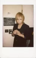KAJI / Upper Body / Costume Black / Both Hands Set / Body Diagonally Left Facing / Raw Cheki