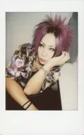 The Raid. / Ichiyō / Upper Body / Costume White / Purple / Black / Flower Pattern / Left Hand Cheeks / Eye Point Left / Raw Cheki