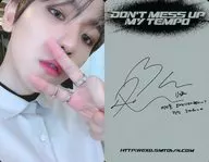 EXO / ベッキョン (BAEKHYUN) / Reverso gris / with signature impresa / CD "DON'T MESS UP MY TEMPO" (MODERATO ver.) Tarjeta de fotografía especial adjunta