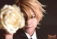 Shohei Domoto (Jean Carlo) / Horizontal, Face Up, Rose, Background Black, Character Chief Shot / "THE STAGE LUCKY DOG 1 Christmas Week!" Theater Sales Purchase benefits Character Chief Shot