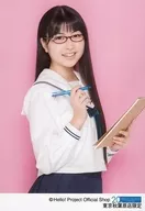 BEYOOOOONDS / Minami Okamura / upper body / BEYOOOOONDS Official photo 『 "2019 winter" Akihabara Version Part 2 』 (limited to Tokyo Akihabara store)