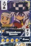 KJ02-43[数札]：カードを投げようとするジョーカー