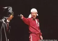 竹本英史/横型・右手銃・ジャージ赤色/FWZ-00035/「小野坂・小西のO+K(OTASUKE)」小野坂さんチョイス生写真