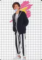 B1A4/シヌゥ(CNU)/全身・衣装黒・白・青のハート咥え・笑顔/B1A4×PARCO TOKYO LIMITED B1A4MARKET THE BEST トレカ