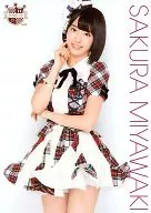 Sakura Miyawaki / Above the Knees, Check Pattern Costume, Red. White / AKB48 CAFE & SHOP Limited A4 Size Official photo Poster No. 61