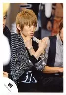 V6 / Ken Miyake / Knee-Up / Sitting / Costume Black / Silver / Cross with both hands on the chest / Eye-Right / Official Official photo