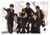 V6 / Assembly (6 people) / Horizontal, Knee-High, Costume black, Miyake two hand Parr, Left facing, Glass background / Official Official photo