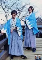 Kensho Ono / Nobunaga Shimazaki / Whole-body / Shinsen-gumi Costume / DVDs 「 Kensho Ono's Traveling Companion, Part 1 ~ Guest Island 﨑信, Long ~ 」 Special Bromide