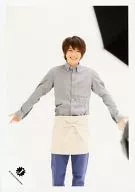 Johnnys Jr. / Genki Iwahashi / Above-the-knee, Costume Gray, Both Hands Spread, Aprons / Official Official photo