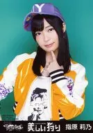 Rino Sashihara / Upper Body / Left Hand Index Finger Face / CD 「 Beautiful Hunting 」 Special Official photo