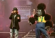 KAT-TUN / Akanishi Jin / Live Photo, Horizontal, Whole Body, Costume Black, Cap, Right Hand Microphone Stand, Costume, No Frame / "Star Live You & Jin"