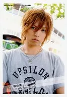 Renn Kiriyama / Bust Up / T-Shirt Gray / Camera Eye / Background Outdoor / DVD 「 Renn Kiriyama's Private Journey 」 Special