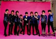 Hey!Say!JUMP/集合(9人)/橫式·全身·藍色服裝·黑色·中心山田右手和平·背景粉色/Hey!Say!JUMPLiVEwithmeinTOKYODOME