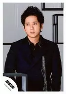 Arashi / Kazuya Ninomiya / Upper body / Costume black silver / Under both hands / Left eye / "Japonism" Jacque & "Kokoro no Sora" PV / Official Official photo