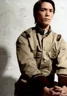 Kyosuke Hamao / Upper Body / Costume Brown Gray Beige / Both Hands / Character Sword Shot / Stage "The Conference of No Hair" Official photo