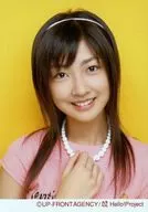 Berryz Kobo / Yurina Kumai / Bust Up / Costume Pink / Right Hand Breast / Necklace / Background yellow / Metallic / Official Official photo