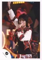 Hey! Say! JUMP / Kei Inoo / Live Photo / Above the Knee / Costume White Red Black Check / Right Hand Raised / Left Hand Microphone / Official Official photo