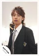 KAT TUN / Yuichi Nakamaru / Upper Body / Costume Black / Tie Silver / Shirt White / Back Mirror / Official Official photo