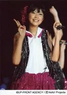 Berryz Kobo / Yurina Kumai / Live Photo / Above the Knee / costume black and White / Pink Sun Visor / Left Hand Microphone / Right Hand Piece / Official Official photo