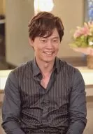 イ・ソジン/上半身・衣装グレー・目線下・笑顔/DVD｢素顔のイ・ソジンIII ～2009来日ファンミーティング～｣特典生写真