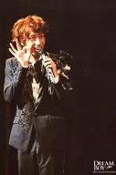 Hey! Say! JUMP / Hikaru Yaotome / Live Photo / Above Knee / Costume Black / White / Left Hand Microphone / Smile / 2L Size / DREAM BOYS 2012