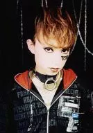 Phobia (フォービア)/KeiT(ケイト)バストアップ・背景黒/生写真