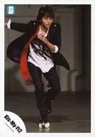 Kis-My-Ft2 / Taisuke Fujigaya / Whole body ・ Costume black ・ white ・ red ・ roller skating ・ left front / Official Official photo