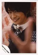 Hey! Say! JUMP / Yuri Chinen / Bust up / Costume dark blue / Black / Polka-dot / Left-hand Piece / Left-facing / Official Official photo