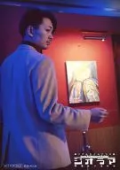 Katsuya Kobayashi / Upper Body / Costume Gray / Right Facing / Lighting Blue / Wall Red / DVD "Real-time Drama 『 Diorama 』" Reservation Privilege Bromide