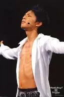 Takki & Wings / Tsubasa Imai / Live Photo / Upper Body / Shirt White / Button Open / Naked / Both Hands Spread / Background Black / 2L Size / World's Wing Premium2007