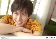 Mao Mikami / Horizontal, Face Up, Costume Yellow, Both Hands Front, Background White / 2012.08 / Official Official photo