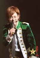 A.B.C-Z / Ryoichi Tsukada / Live Photo / Upper Body / Costume Greenish White / Right Hand Microphone / Necktie / Star Theater ABC