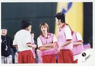 Johnnys / (5 persons) / Horizontal ・ Above the knees ・ Costume pink bibs ・ Light one arm set ・ Nagase face left ・ Background baseball stadium / Official Official photo