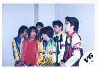 V6 / Group (6 people) / Horizontal, Upper body, Costume red, yellow, blue, green, left eye view, white background / Official Official photo