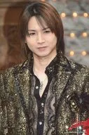 Kinki Kids / Koichi Domoto / Live Photo / Upper Body / Costume Black / Gold / Under Eyes / Necklace / "Endless SHOCK" / 2L size official Official photo